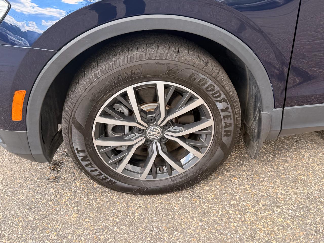 Volkswagen Tiguan 2.0T S FWD 2021