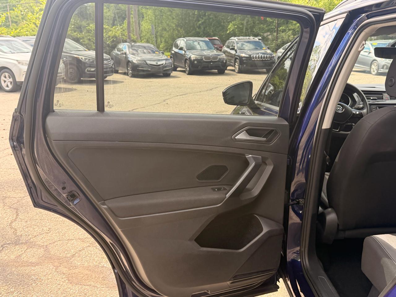 Volkswagen Tiguan 2.0T S FWD 2021