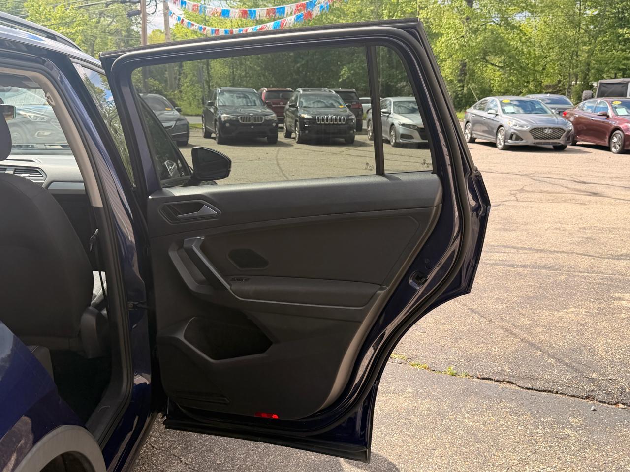 Volkswagen Tiguan 2.0T S FWD 2021