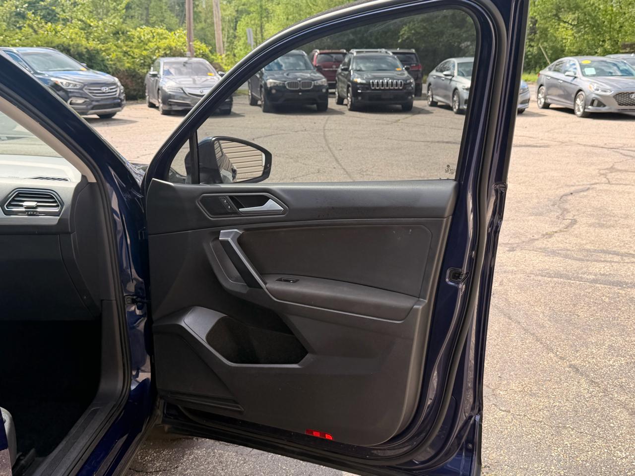 Volkswagen Tiguan 2.0T S FWD 2021