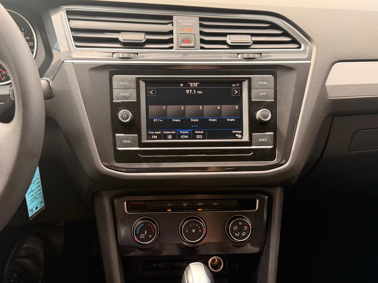 Volkswagen Tiguan 2.0T S FWD 2021