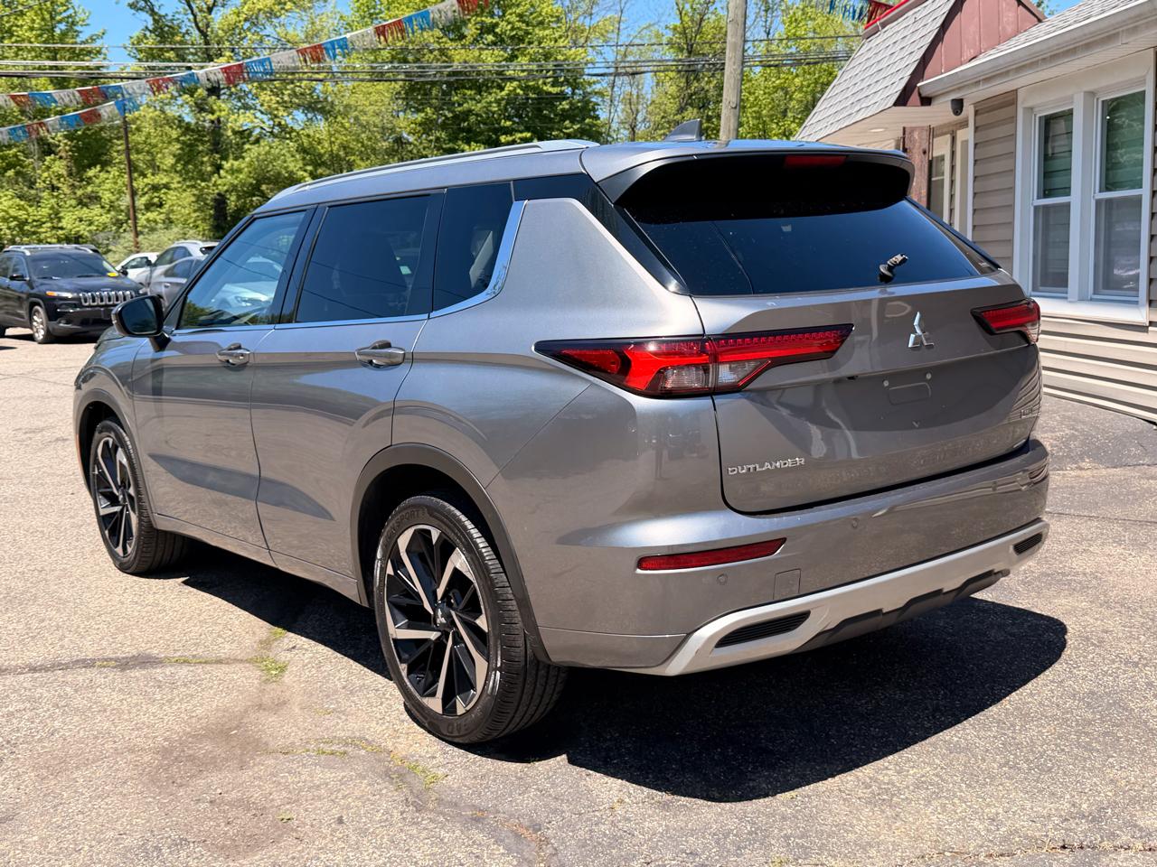 Mitsubishi Outlander SEL S-AWC 2022