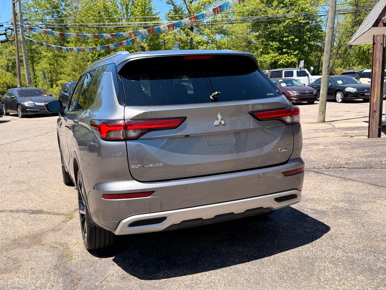 Mitsubishi Outlander SEL S-AWC 2022