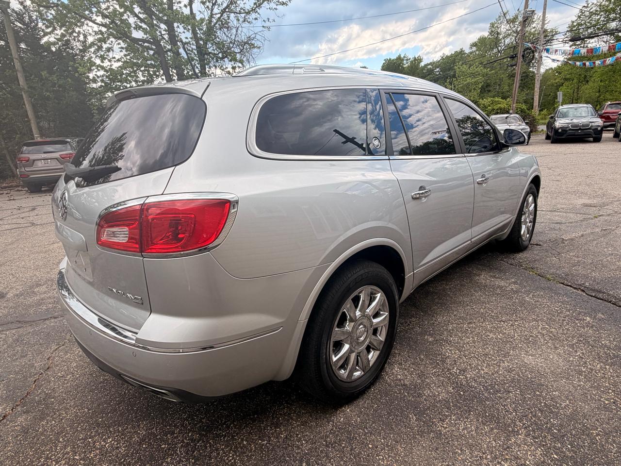 Buick Enclave AWD 4dr Leather 2014