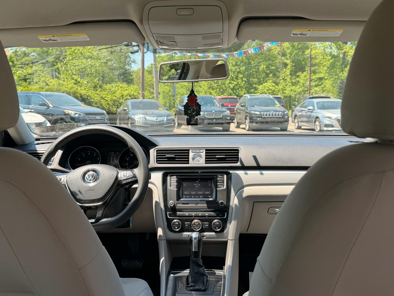Volkswagen Passat 4dr Sdn 1.8T Auto S PZEV 2016