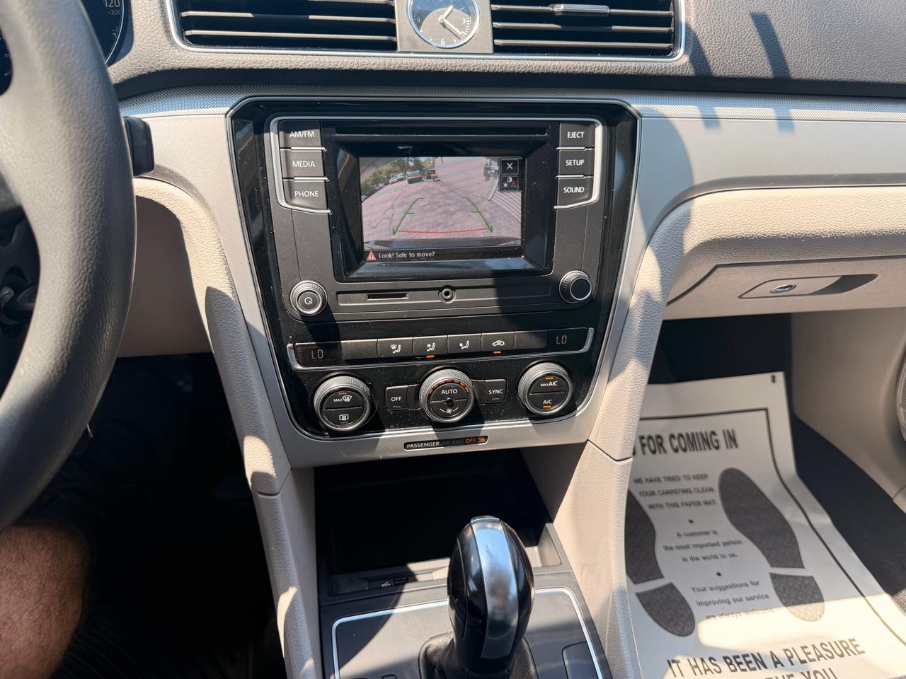 Volkswagen Passat 4dr Sdn 1.8T Auto S PZEV 2016