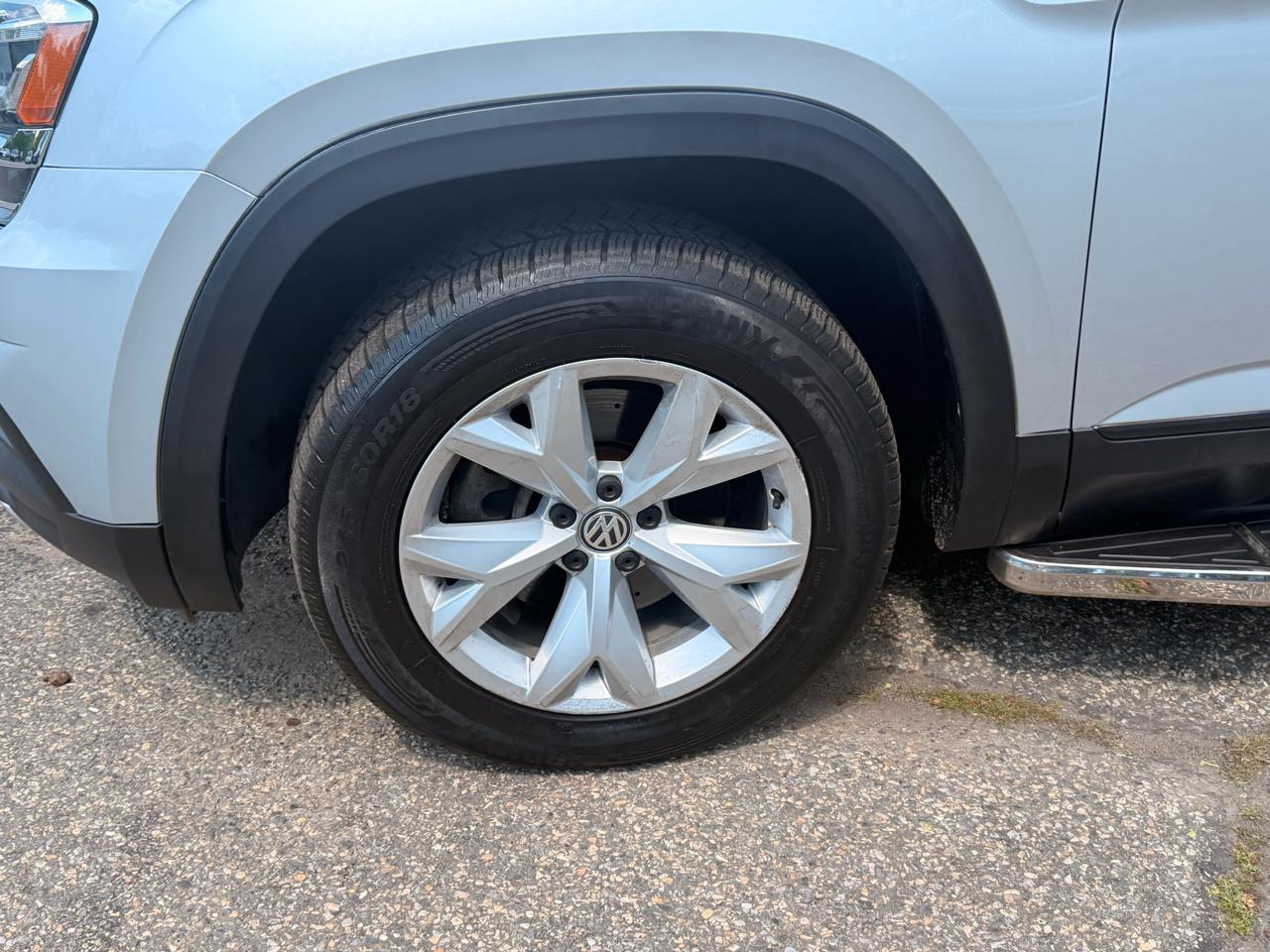 Volkswagen Atlas 3.6L V6 S 4MOTION 2019