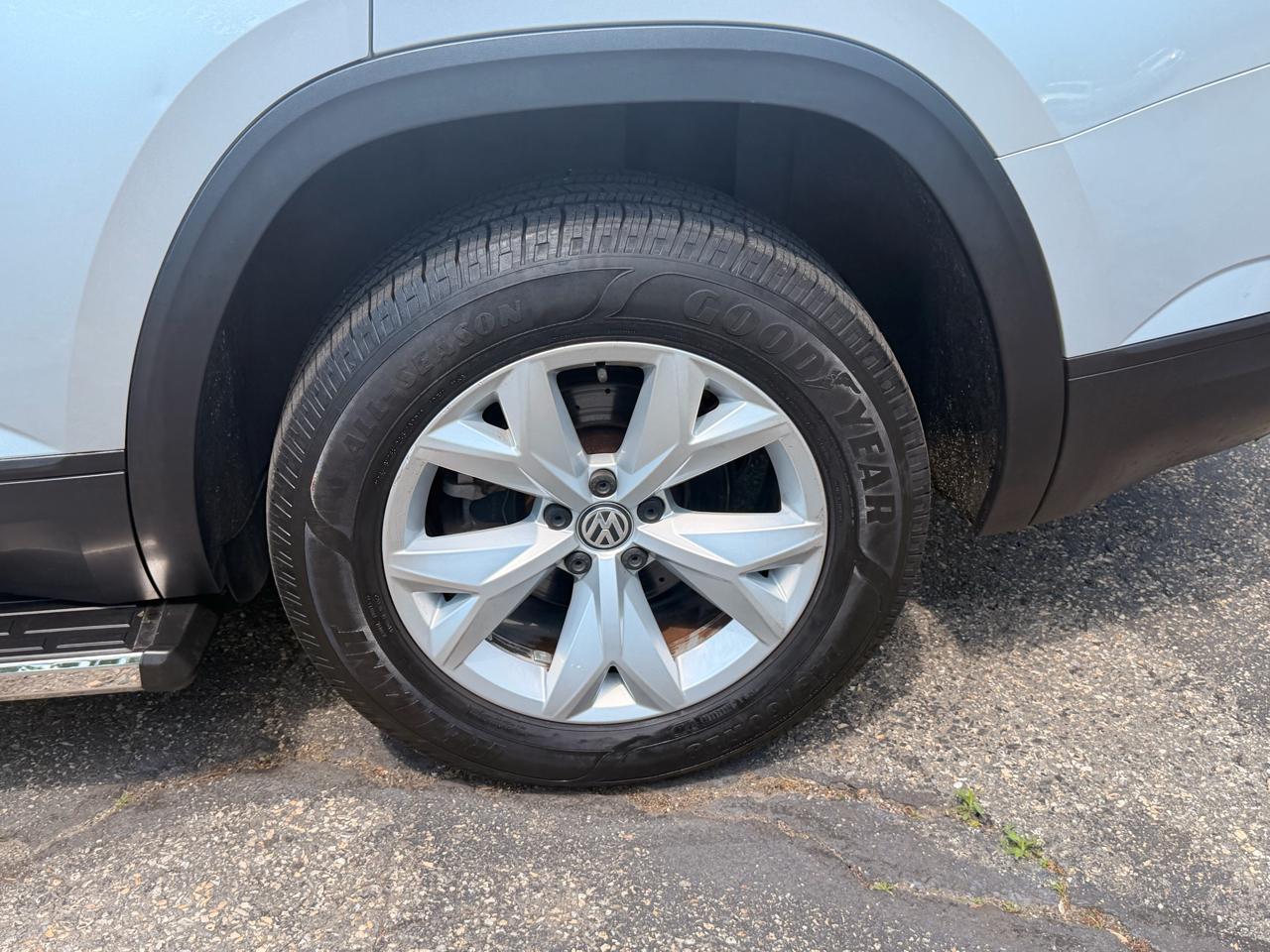 Volkswagen Atlas 3.6L V6 S 4MOTION 2019