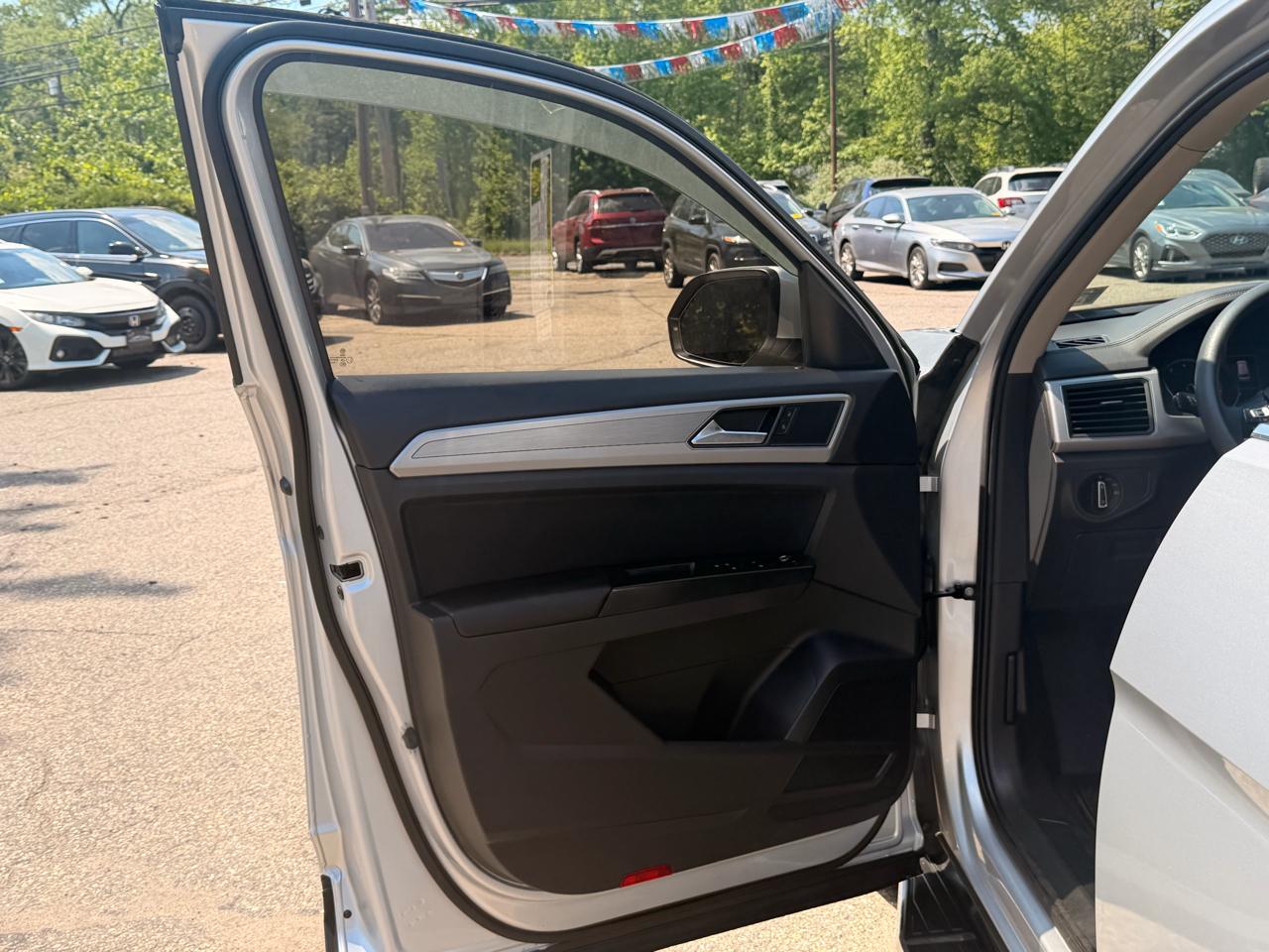 Volkswagen Atlas 3.6L V6 S 4MOTION 2019