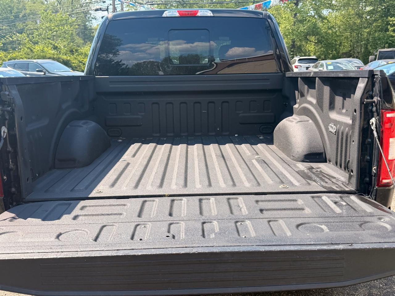 Ford F-150 4WD SuperCrew 145" XLT 2019