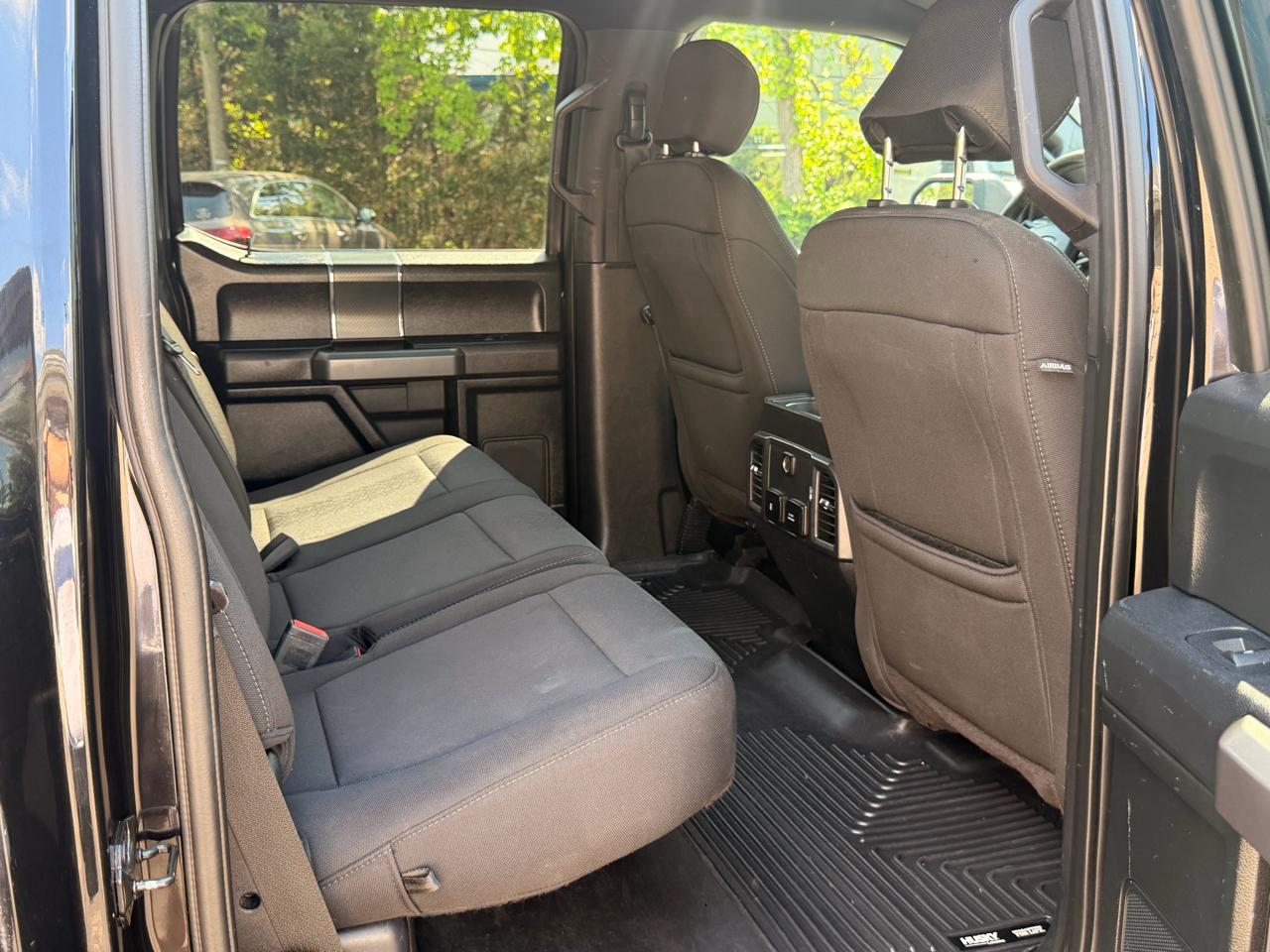 Ford F-150 4WD SuperCrew 145" XLT 2019