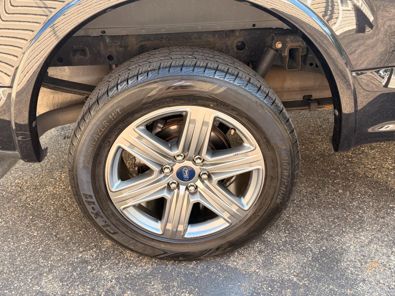 Ford F-150 4WD SuperCrew 145" XLT 2019