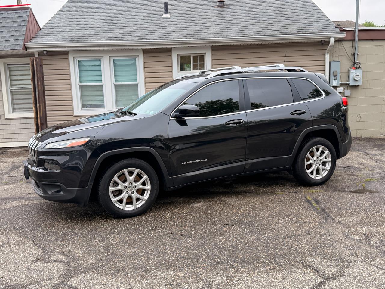 Jeep Cherokee FWD 4dr Latitude 2016