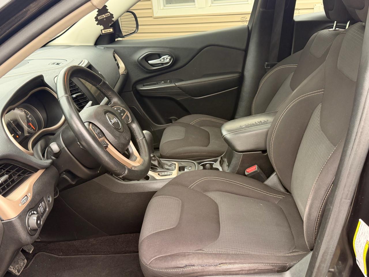 Jeep Cherokee FWD 4dr Latitude 2016