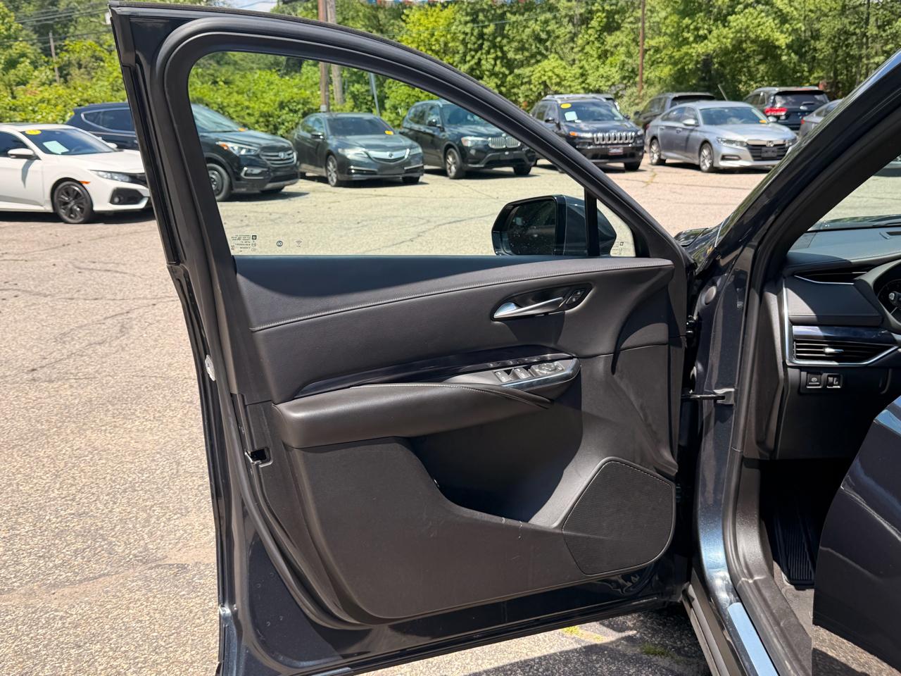 Cadillac XT4 AWD 4dr Luxury 2021