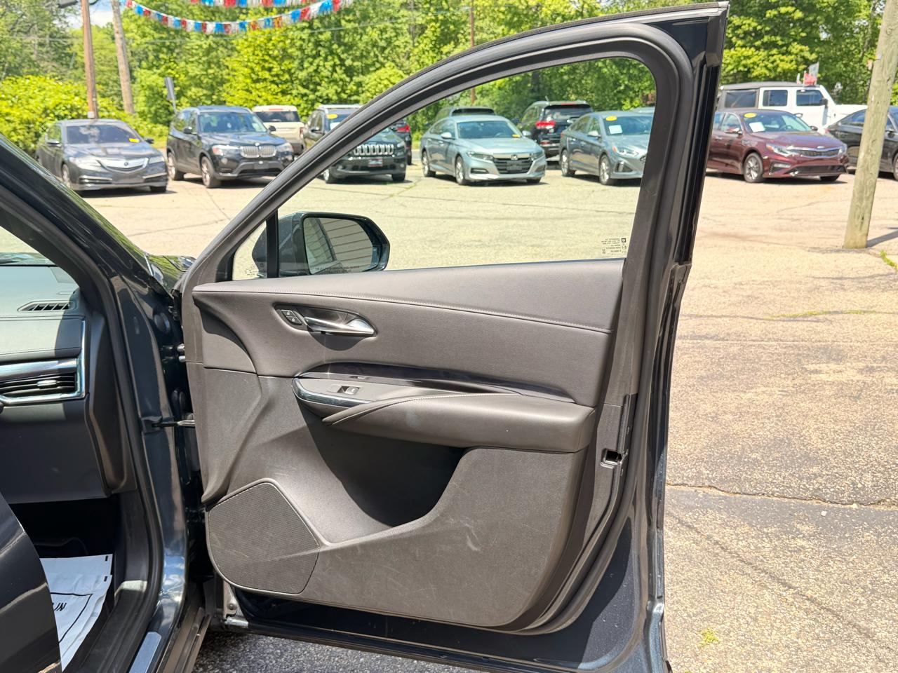 Cadillac XT4 AWD 4dr Luxury 2021