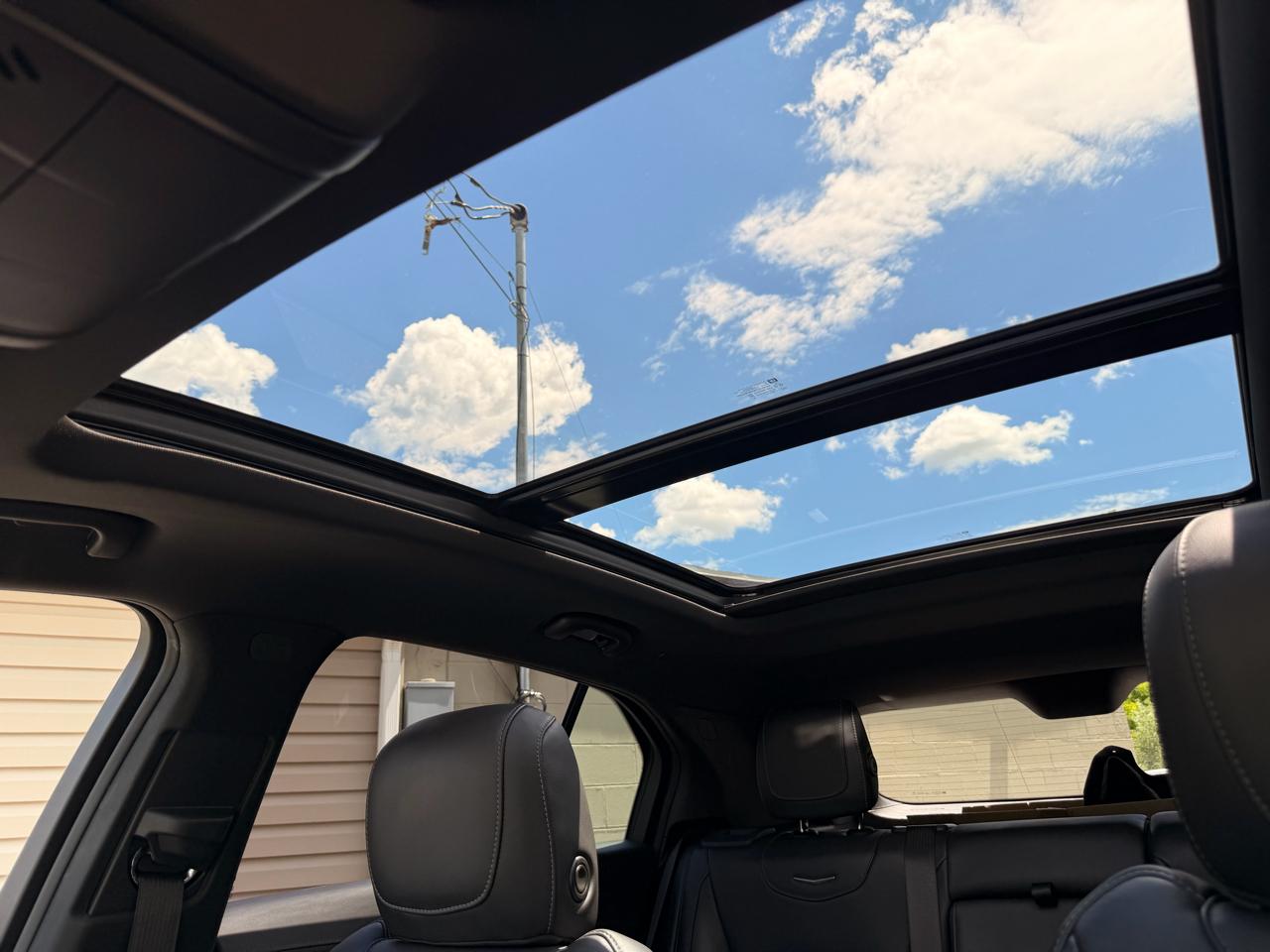 Cadillac XT4 AWD 4dr Luxury 2021