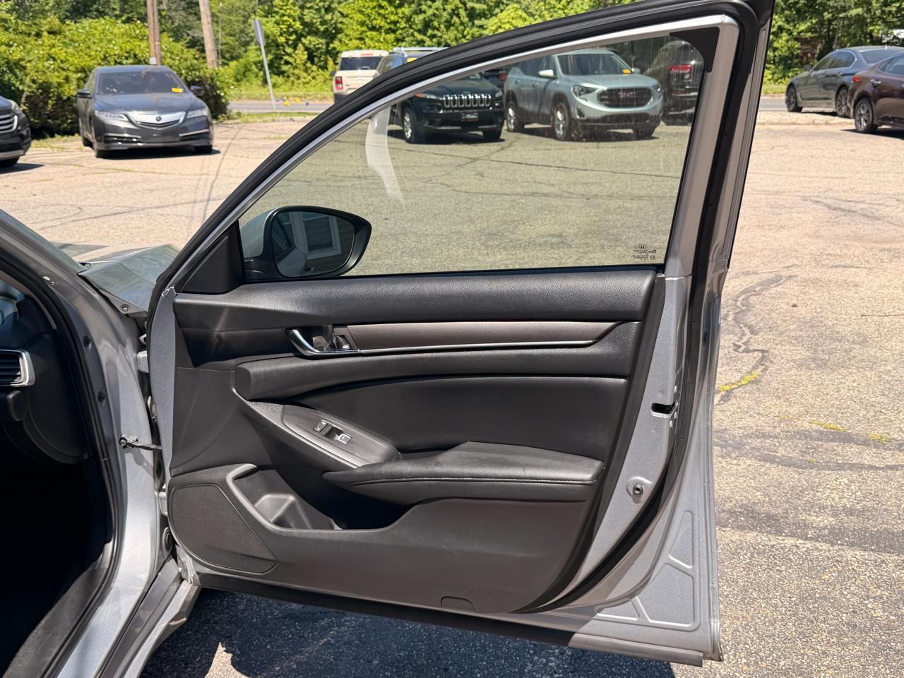 Honda Accord Sedan LX 1.5T CVT 2019
