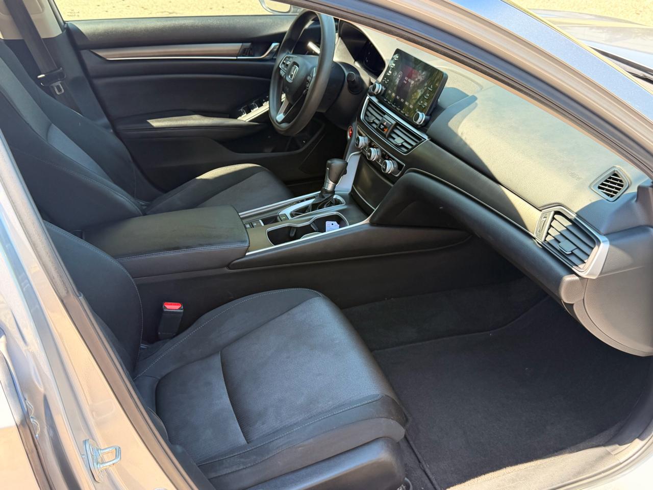 Honda Accord Sedan LX 1.5T CVT 2019
