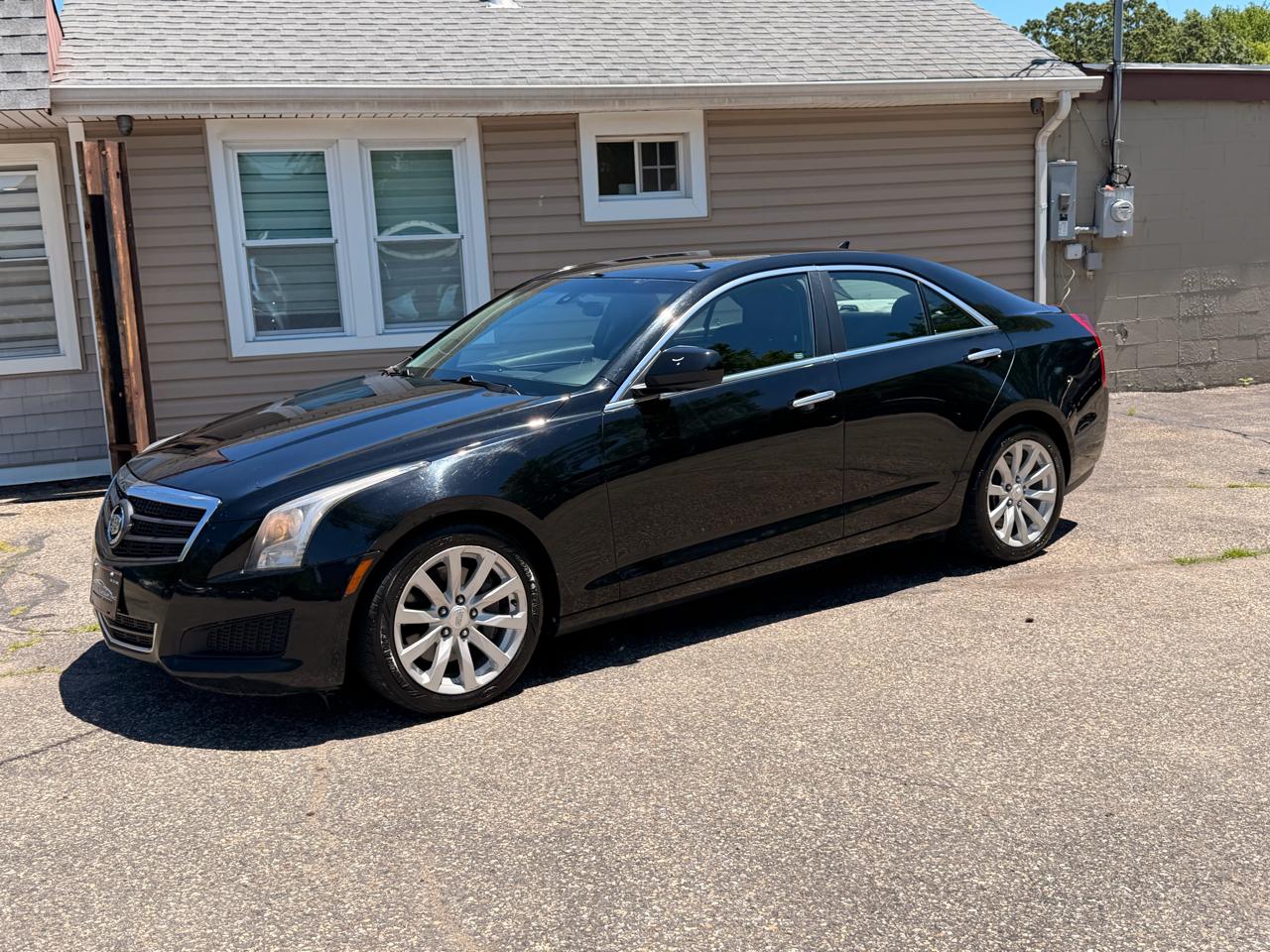 Cadillac ATS 4dr Sdn 2.0L Standard RWD 2014