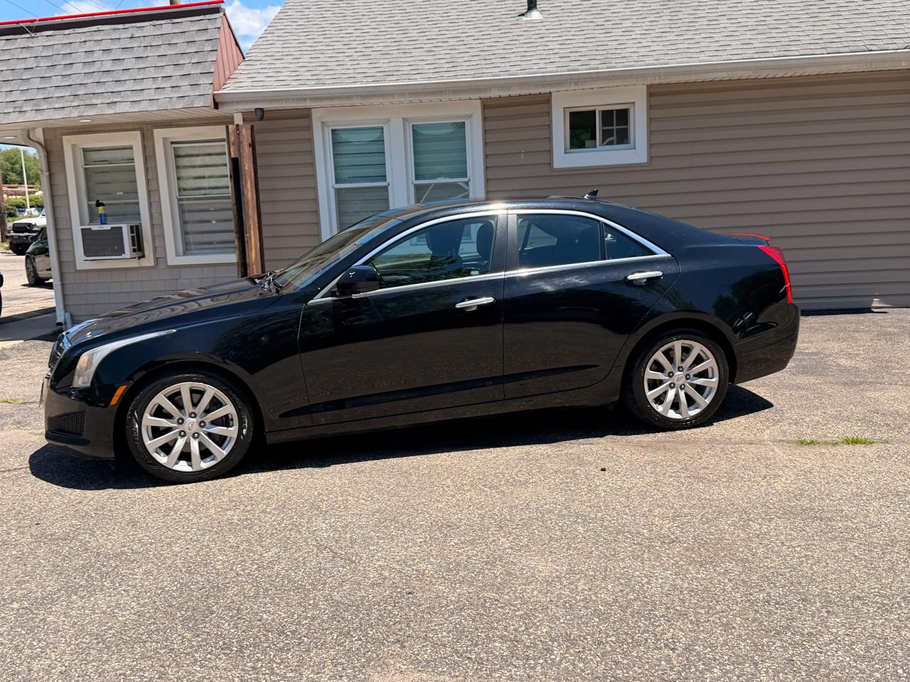 Cadillac ATS 4dr Sdn 2.0L Standard RWD 2014