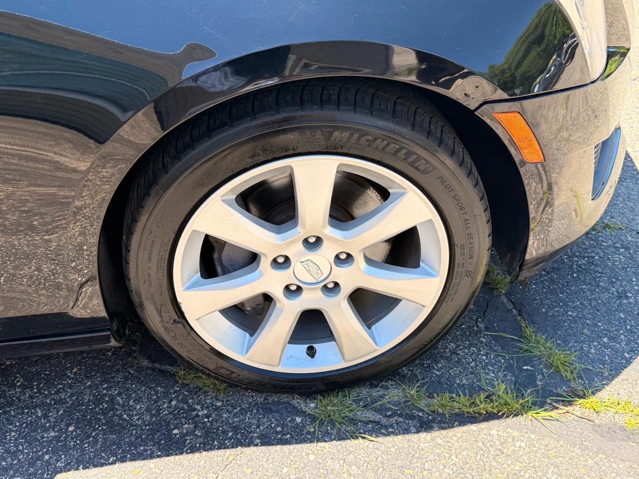 Cadillac ATS 4dr Sdn 2.0L Standard RWD 2014