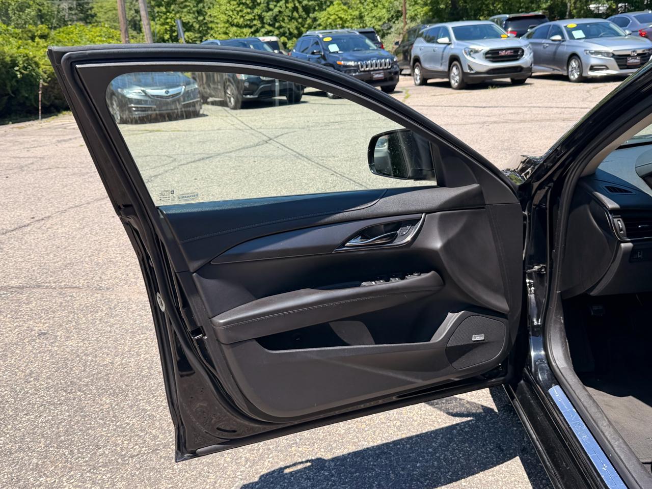 Cadillac ATS 4dr Sdn 2.0L Standard RWD 2014