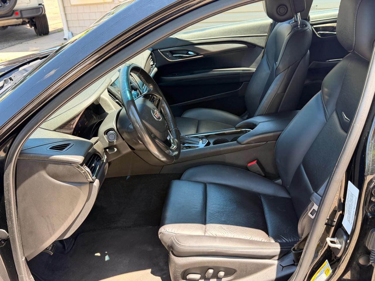 Cadillac ATS 4dr Sdn 2.0L Standard RWD 2014