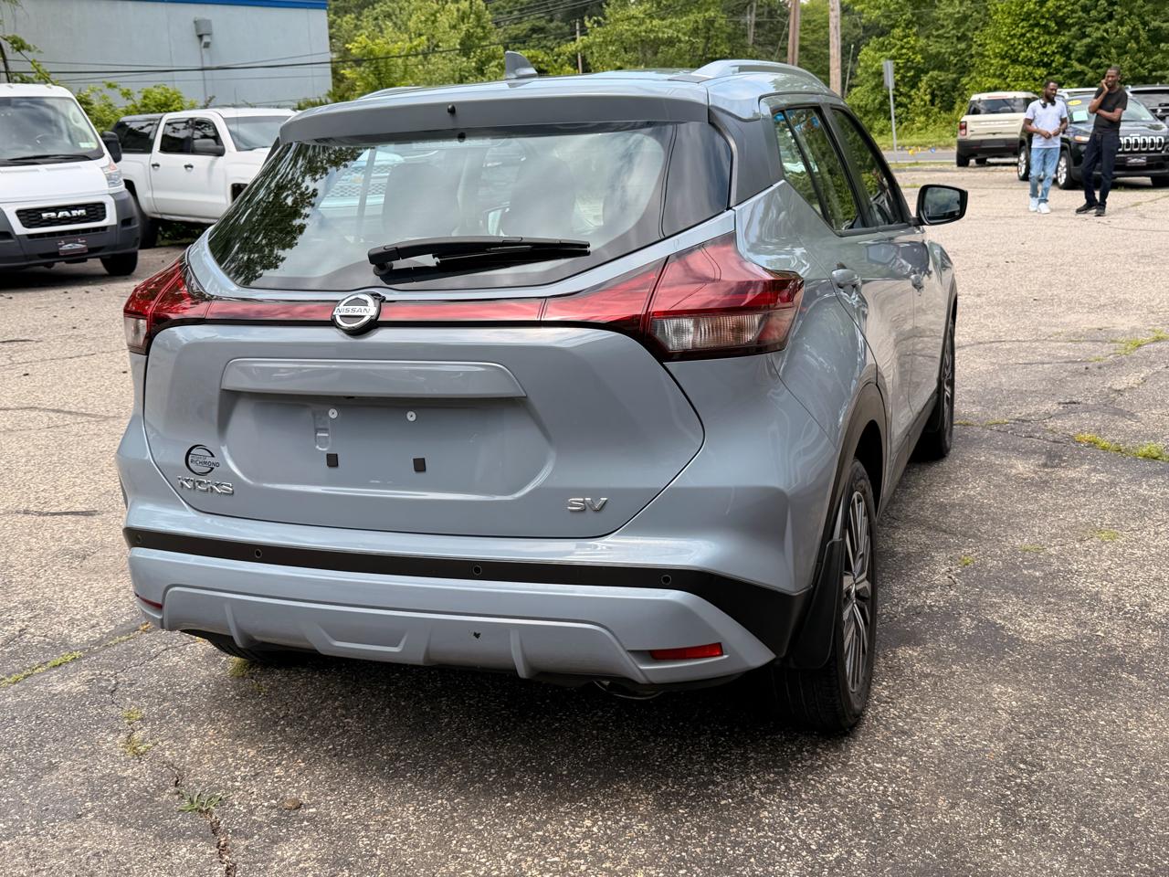 Nissan Kicks SV FWD 2021