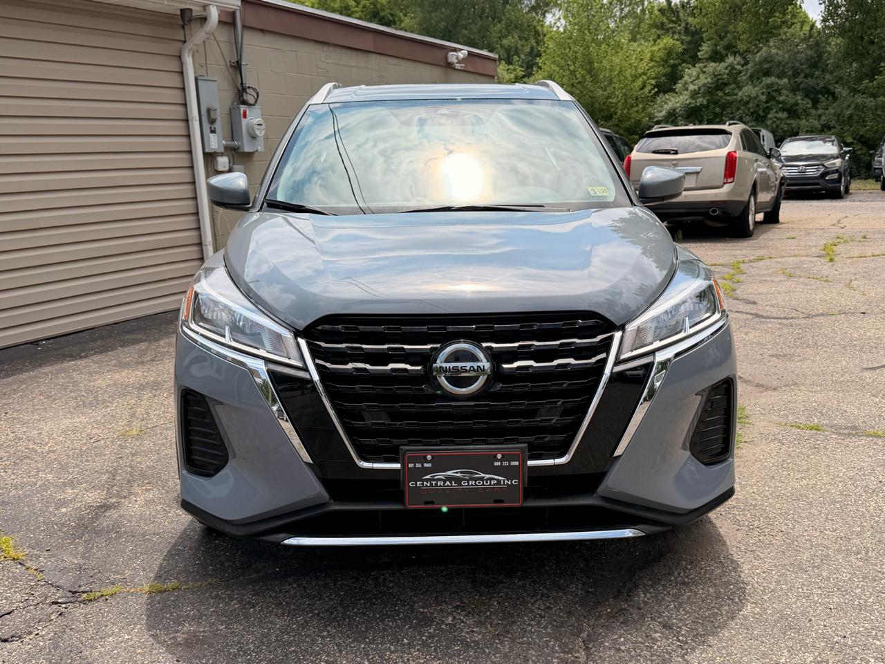 Nissan Kicks SV FWD 2021