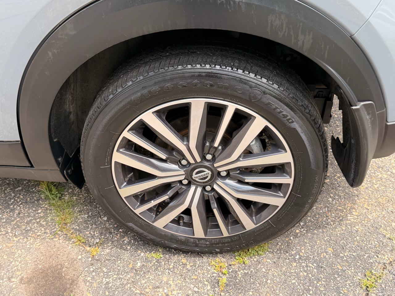 Nissan Kicks SV FWD 2021