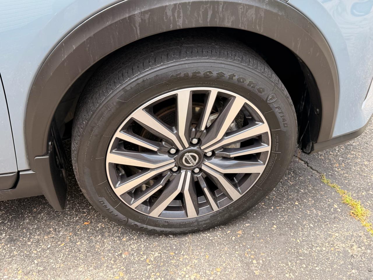 Nissan Kicks SV FWD 2021