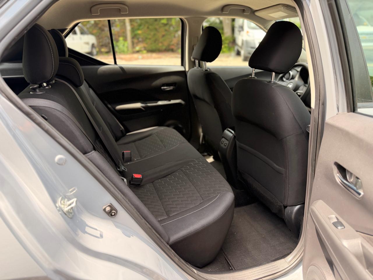 Nissan Kicks SV FWD 2021
