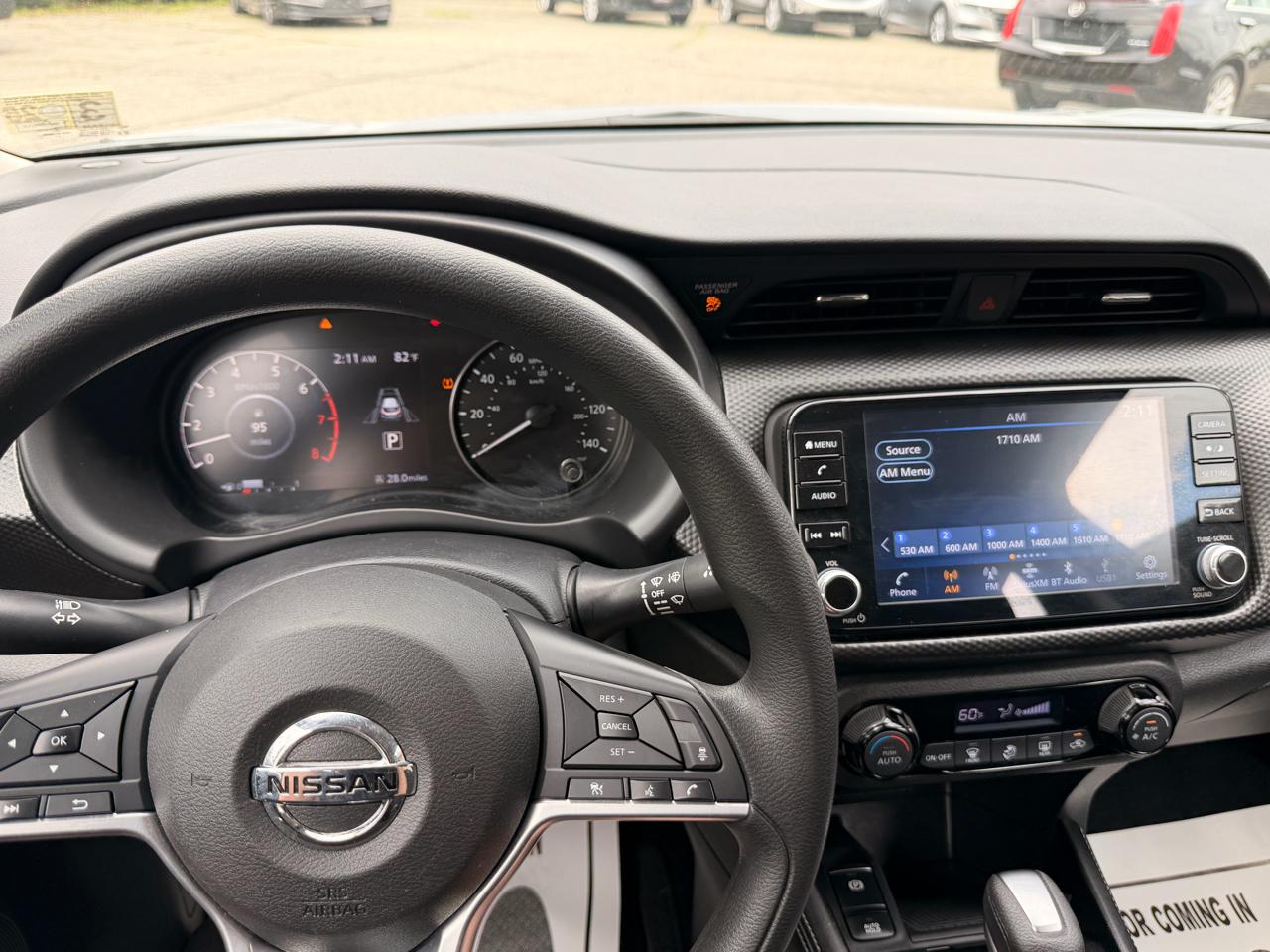 Nissan Kicks SV FWD 2021