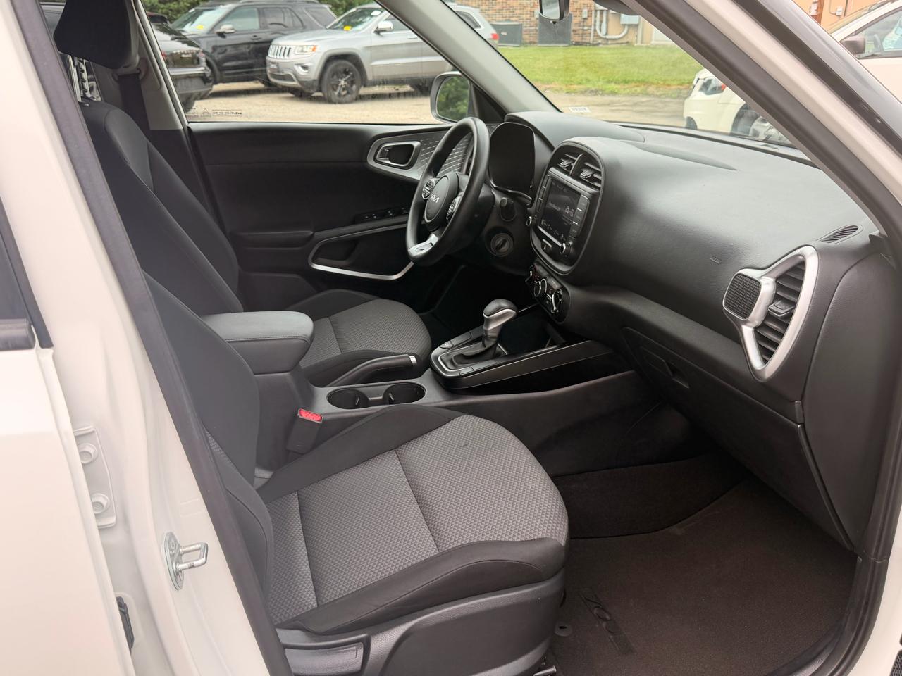 Kia Soul LX IVT 2023