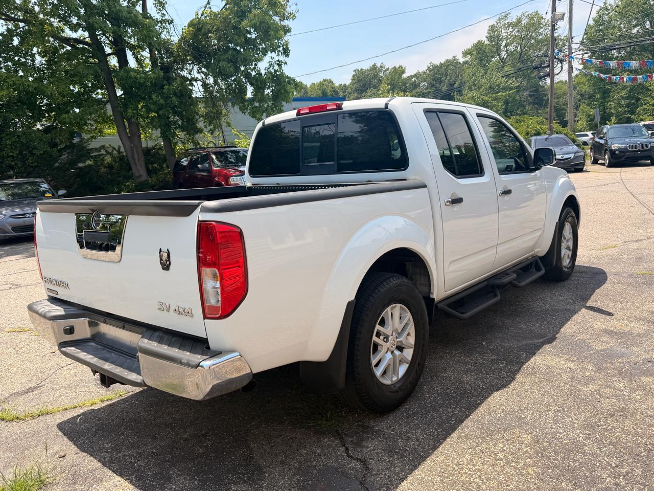 Nissan Frontier 2017.5 Crew Cab 4x4 SV V6 Auto 2016