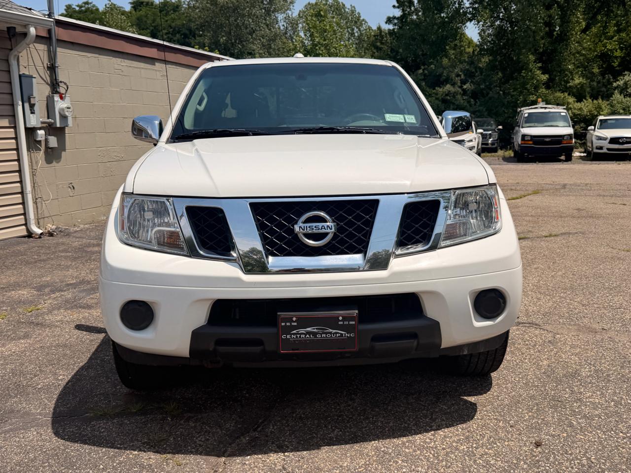 Nissan Frontier 2017.5 Crew Cab 4x4 SV V6 Auto 2016