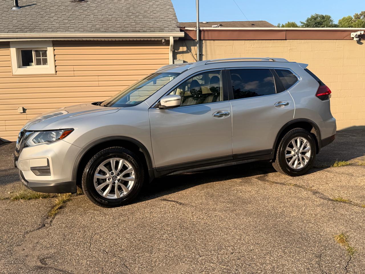 Nissan Rogue AWD SV 2017