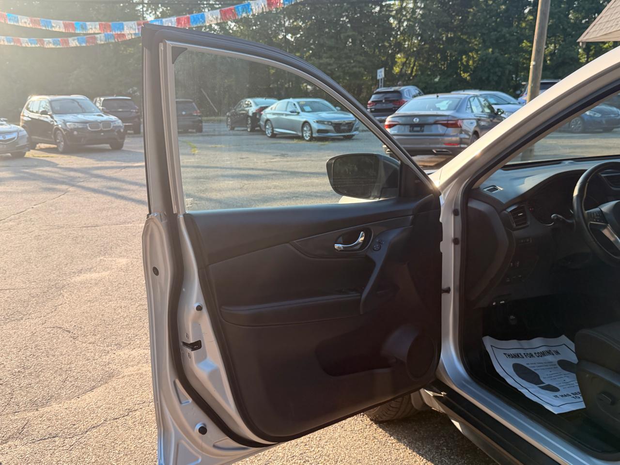 Nissan Rogue AWD SV 2017