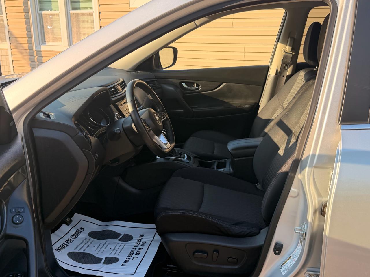 Nissan Rogue AWD SV 2017