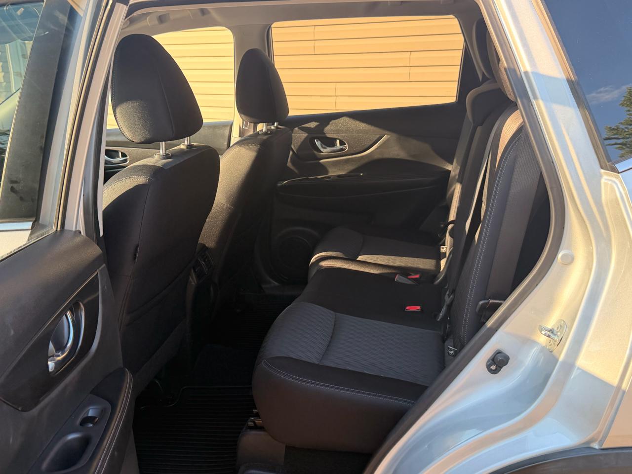 Nissan Rogue AWD SV 2017
