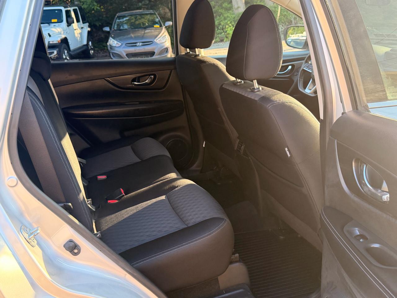 Nissan Rogue AWD SV 2017