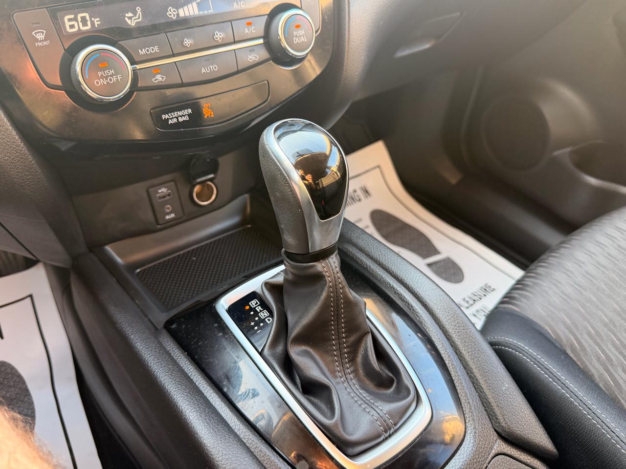 Nissan Rogue AWD SV 2017