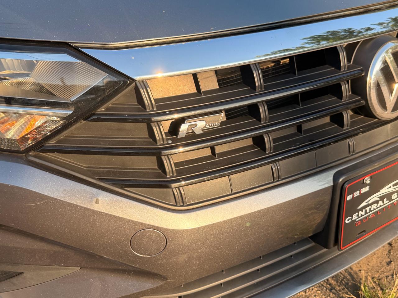 Volkswagen Jetta R-Line Auto w/SULEV 2019
