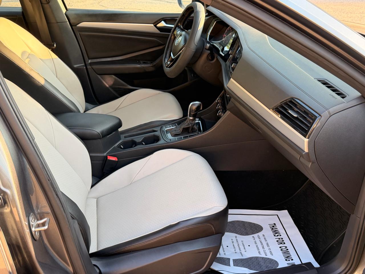 Volkswagen Jetta R-Line Auto w/SULEV 2019