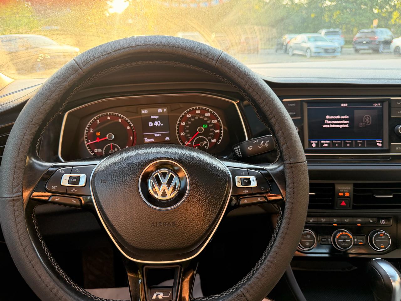 Volkswagen Jetta R-Line Auto w/SULEV 2019