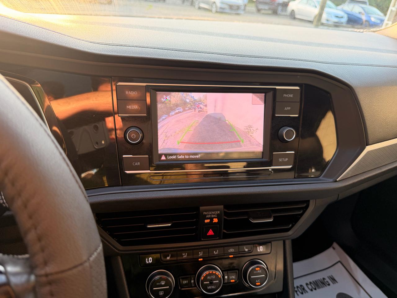 Volkswagen Jetta R-Line Auto w/SULEV 2019