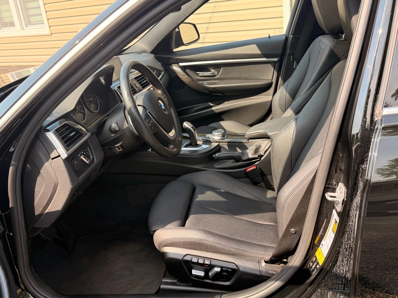 BMW 3 Series 330i xDrive Sedan South Africa 2018