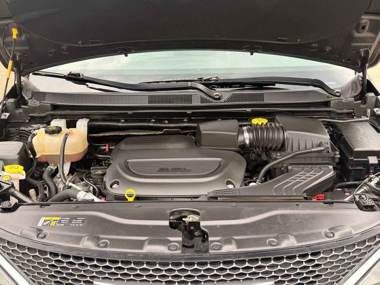 Chrysler Pacifica Touring-L FWD 2017