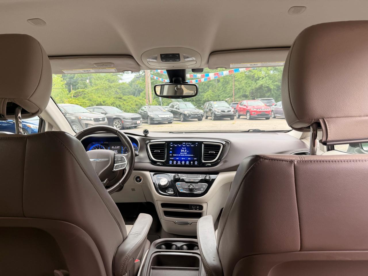 Chrysler Pacifica Touring-L FWD 2017
